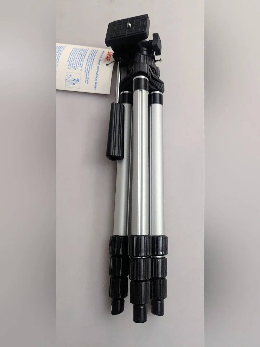 Sakar TR-1S Photo / Video Camera Tripod 4 Section (Extends 50.5”). Original Box.